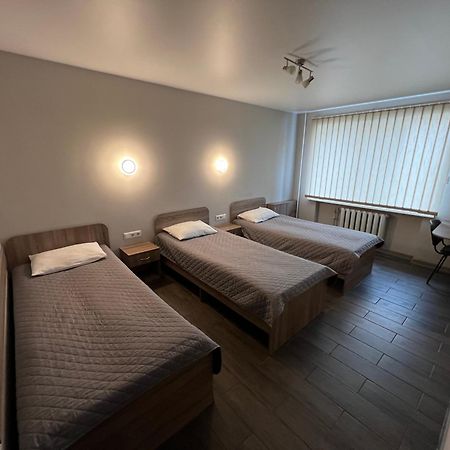7Days Hotel Hadiach Bagian luar foto